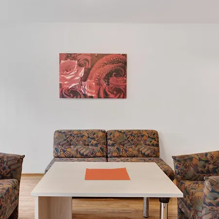 Parkblick Doppelzimmer 26, 29 Бад-Дюрхайм