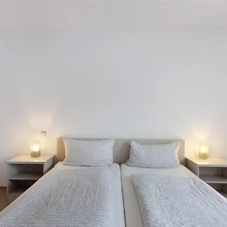 Parkblick Doppelzimmer 26, 29 Апартаменты Бад-Дюрхайм